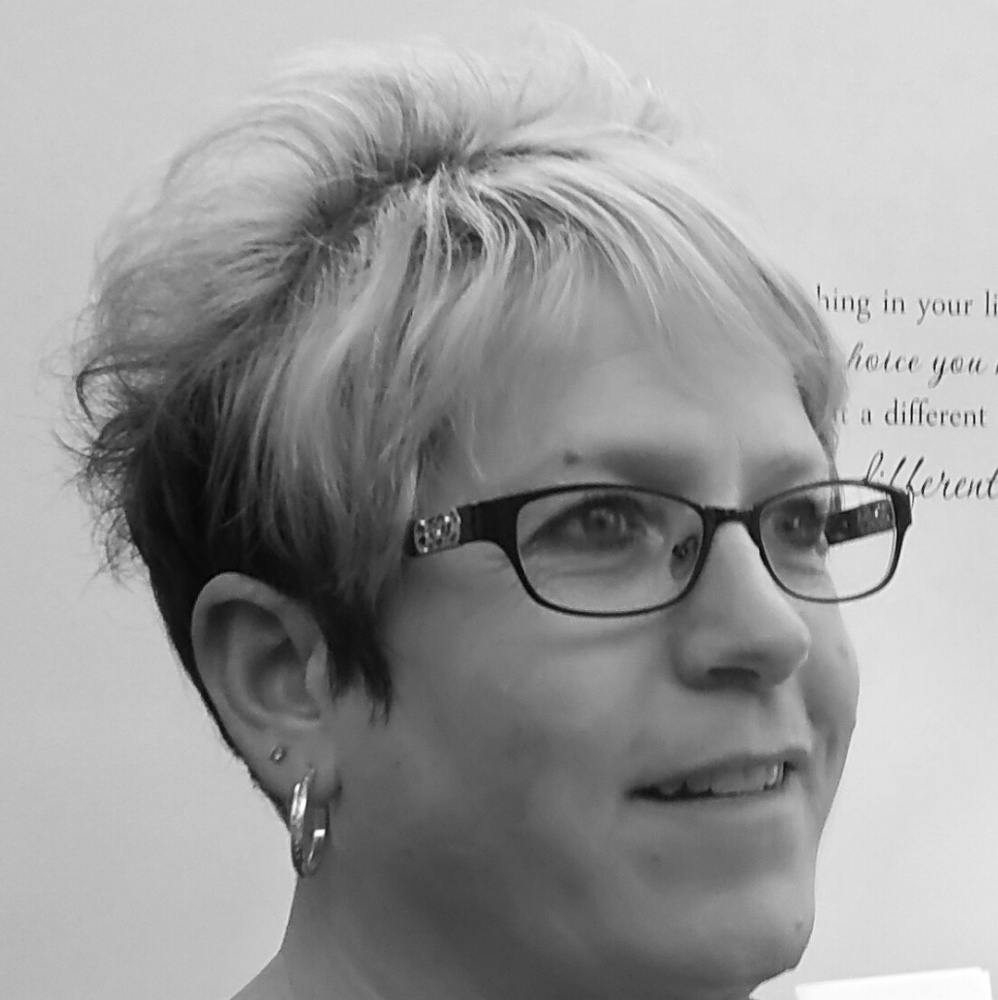 Meet your Posher, Niki